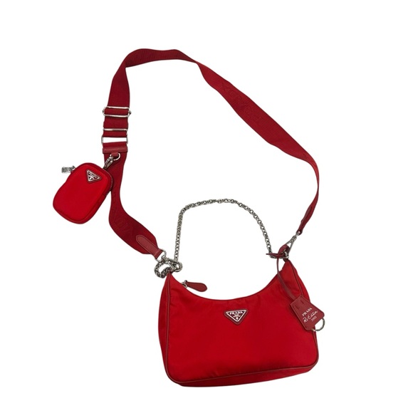 Prada Re-Edition 2005 Nylon Shoulder Bag - Picture 5 of 11